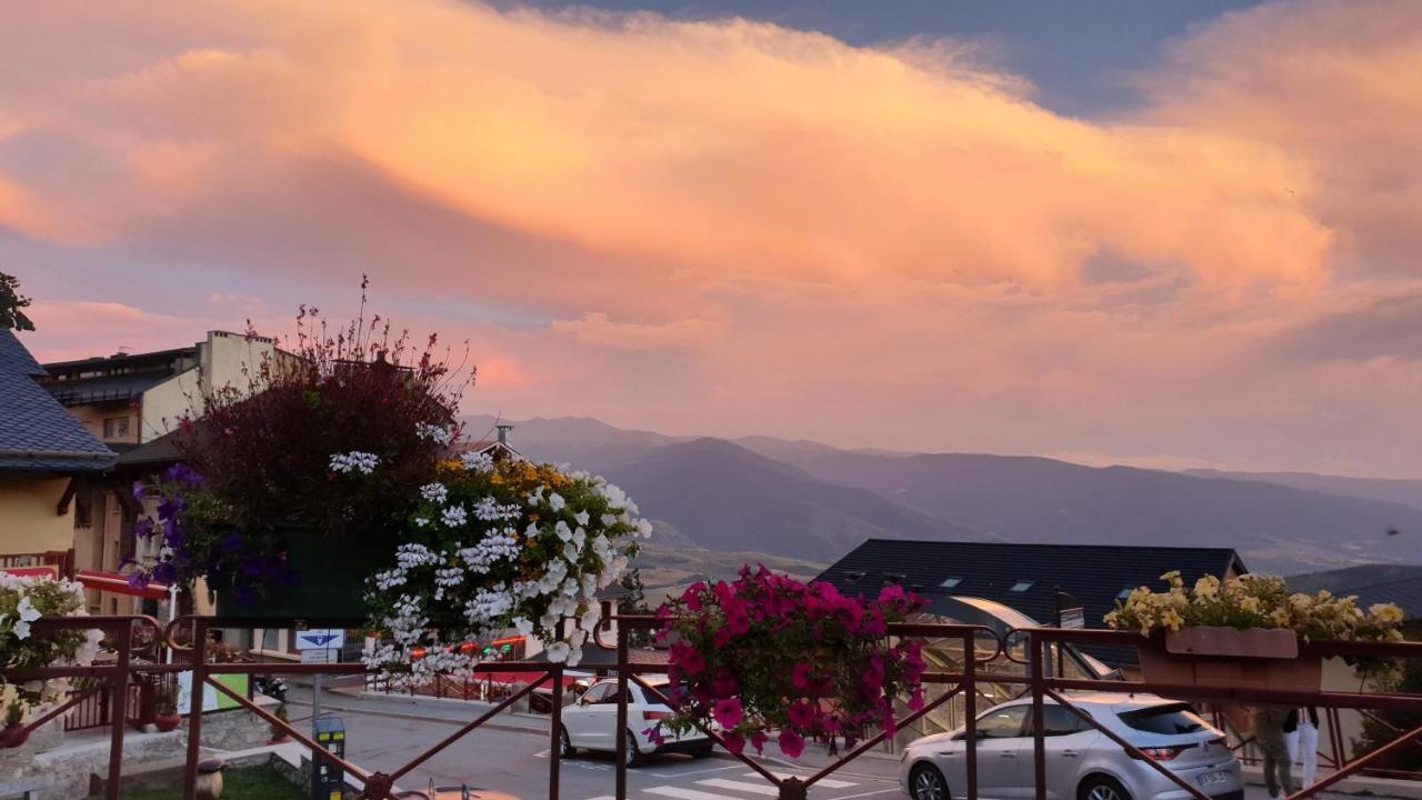 Apt Cosy, 4 Pers, Plein Centre Ville, Parking Offert Font-Romeu-Odeillo-Via Екстер'єр фото